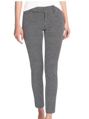 Old Navy Mid Rise Houndstooth Pixie Pants